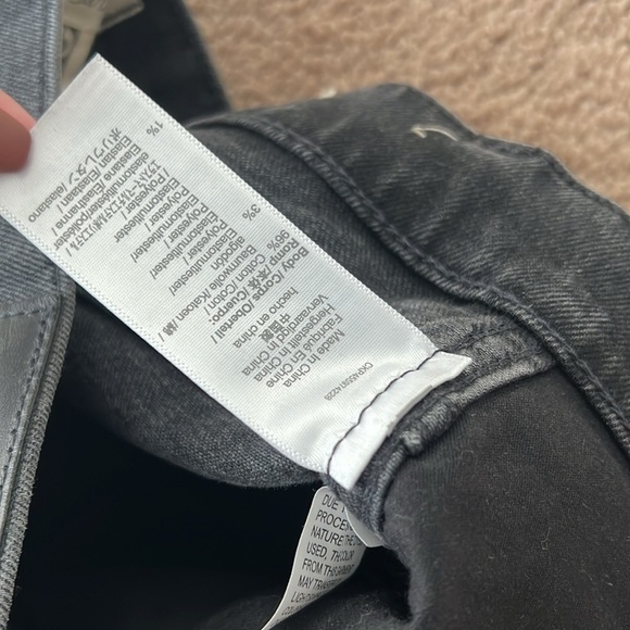 Madewell 90s High-Rise Bootcut Jeans in Lindale Wash Black - Picture 11 of 13